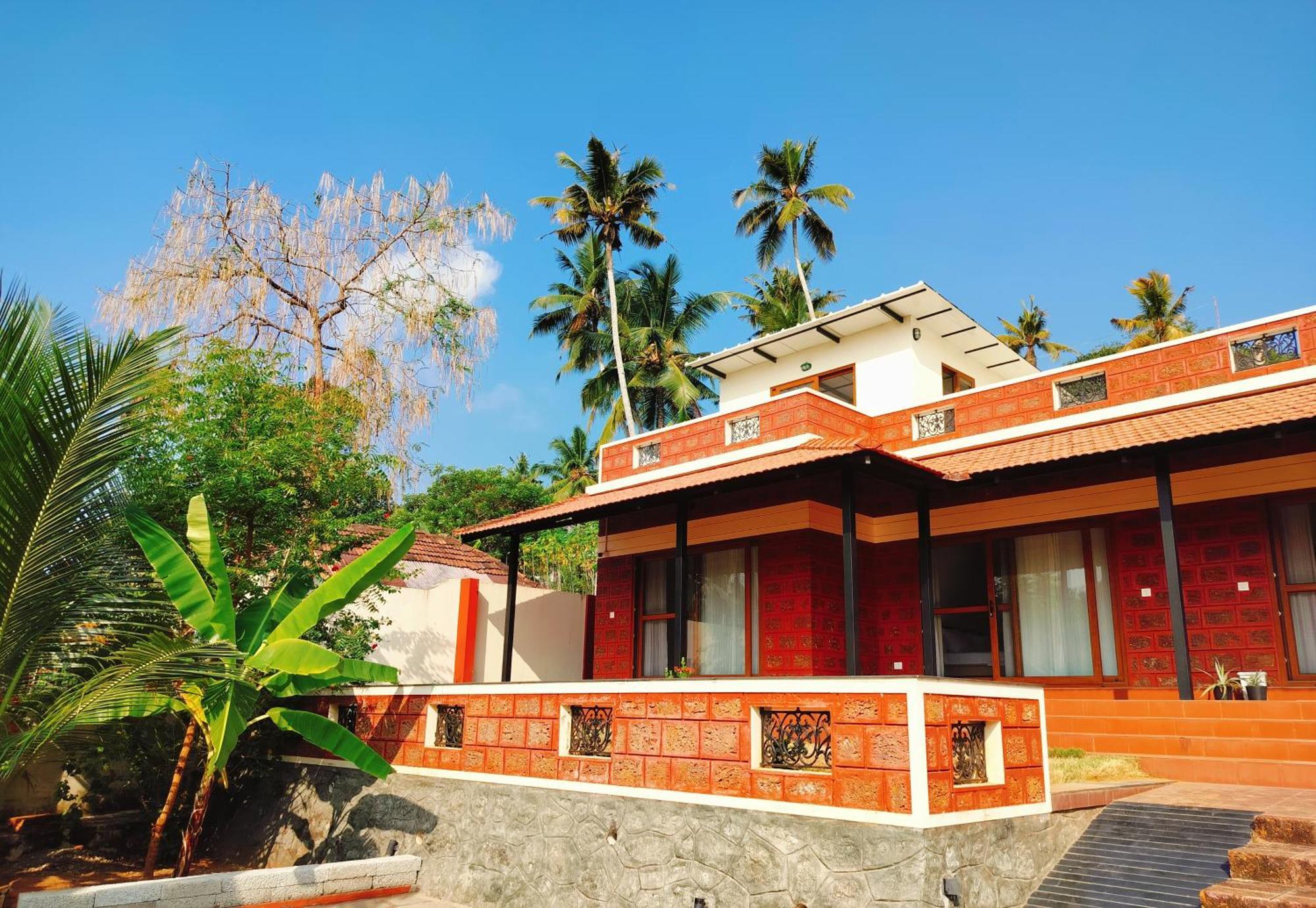 The Ixora - A Boutique Homestay Varkala Exterior photo