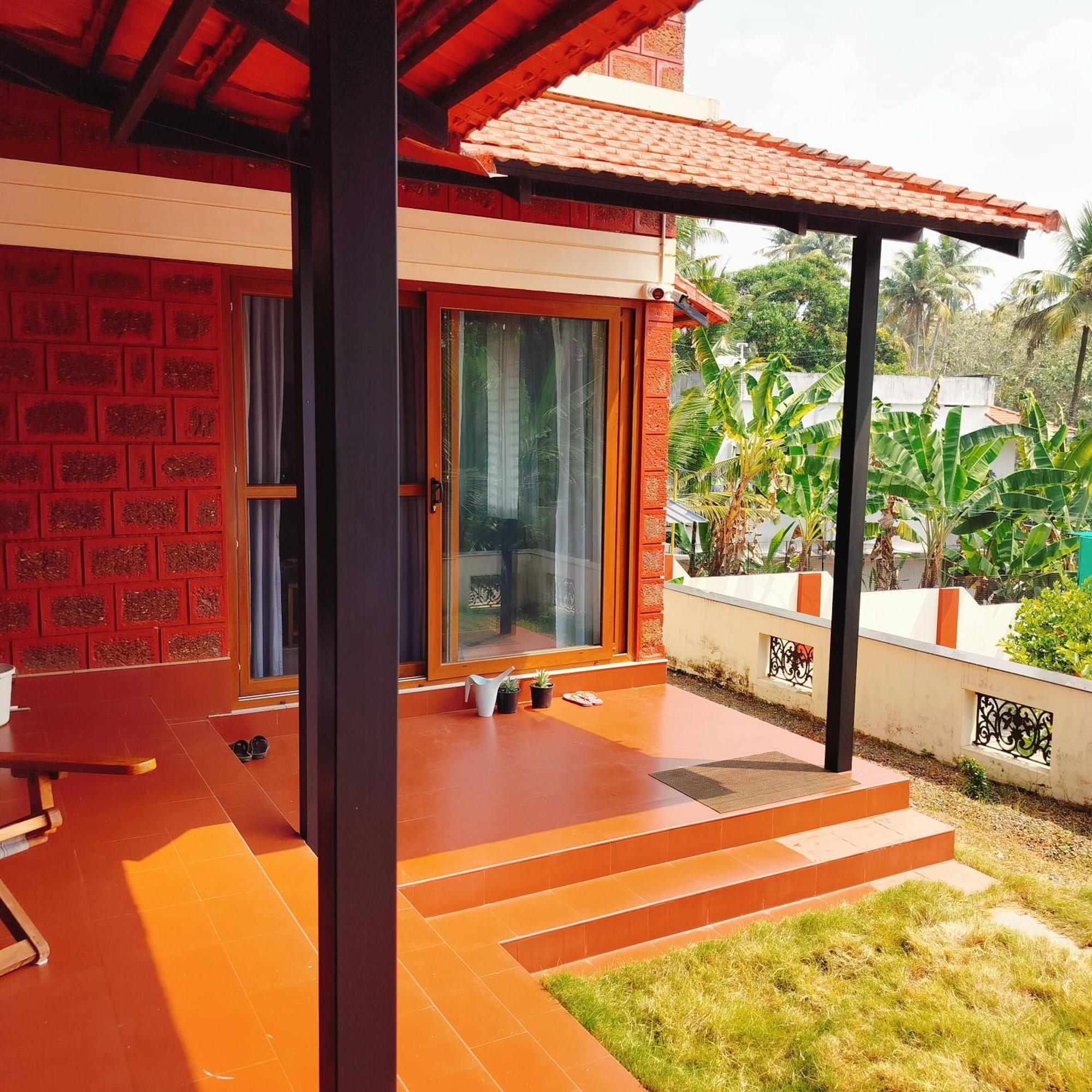 The Ixora - A Boutique Homestay Varkala Exterior photo